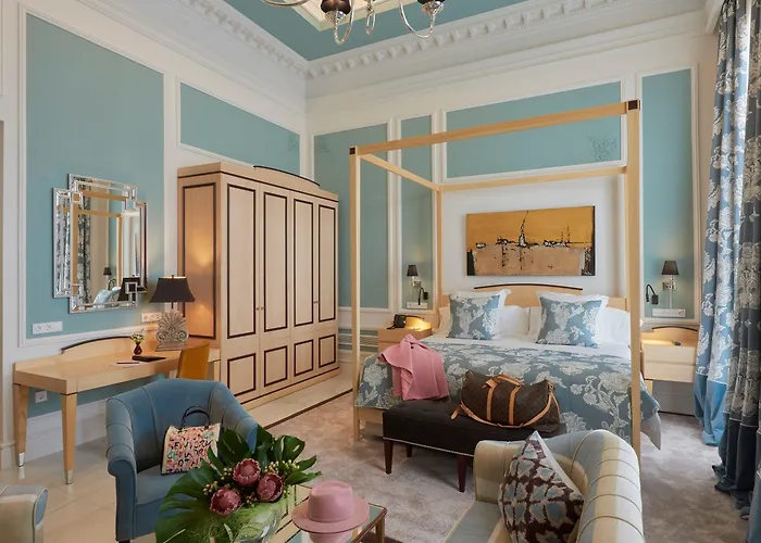 Casa Palacio Maria Luisa Отель Херес-де-ла-Фронтера
