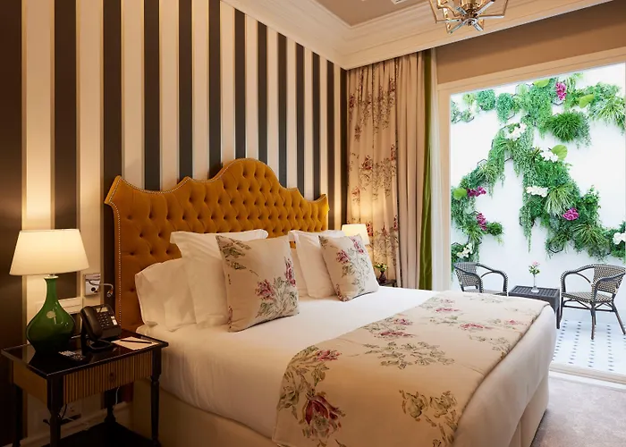 Отель Casa Palacio Maria Luisa 5*