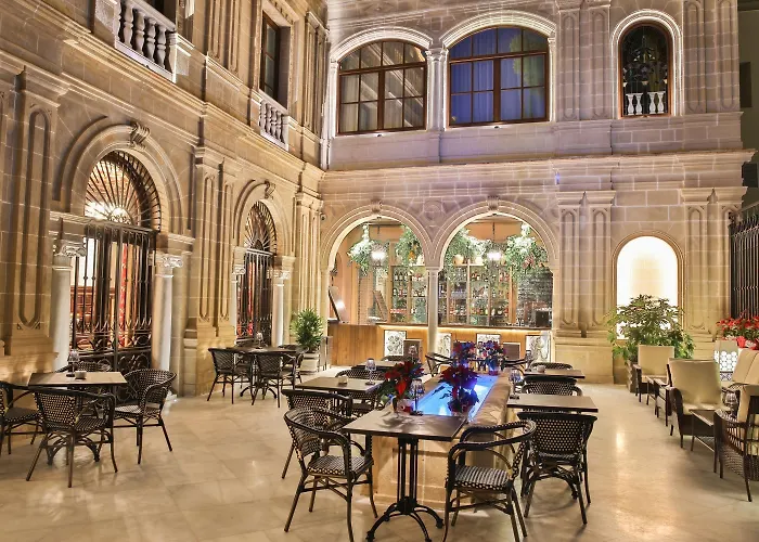 Casa Palacio Maria Luisa Отель