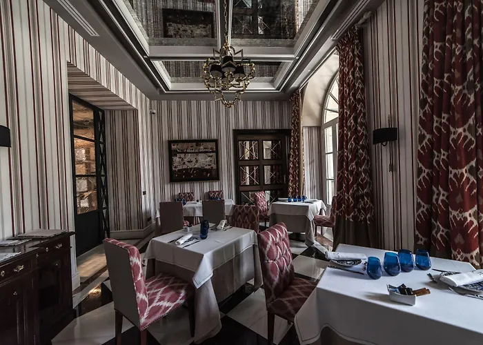 Отель Casa Palacio Maria Luisa Херес-де-ла-Фронтера