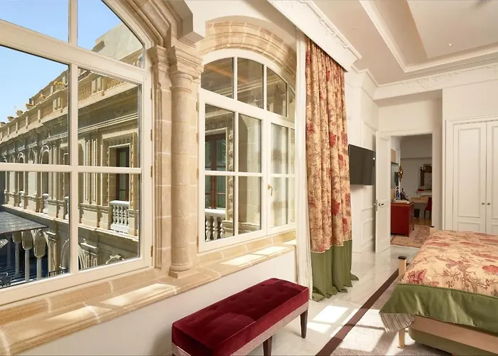 Отель Casa Palacio Maria Luisa