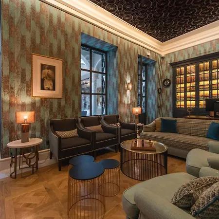 Casa Palacio Maria Luisa فندق